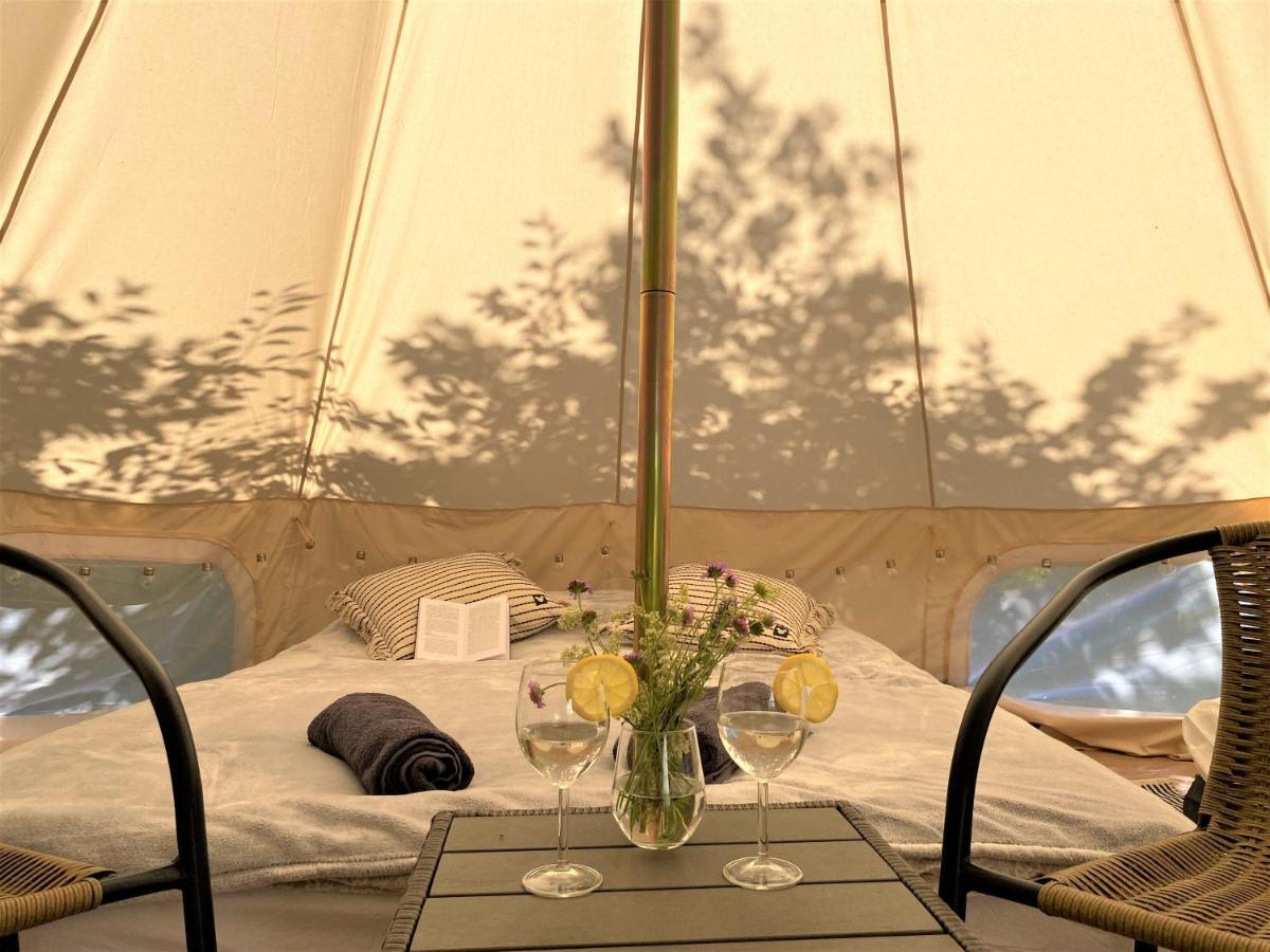 Mazury Glamping Kruklanki Polana Zyczen Hotel Bagian luar foto